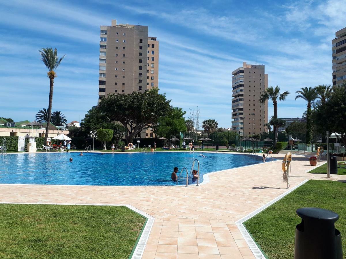 Oasis Playamar Apartment Torremolinos Exterior foto